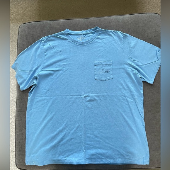 Vineyard Vines Men's Shirt - Picture 1 of 3